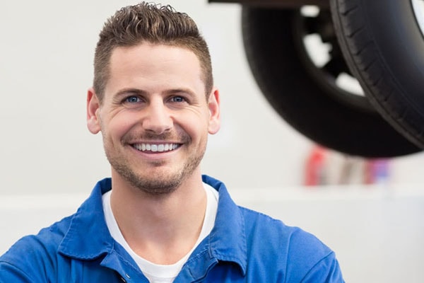 teammember-3-min